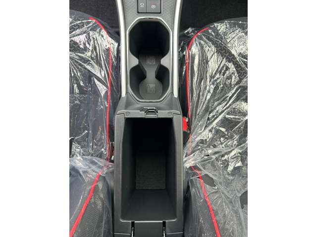 トヨタ ライズ　ハイブリッド ハイブリッド １．２ Ｚ R7年 (九州・沖縄) 99