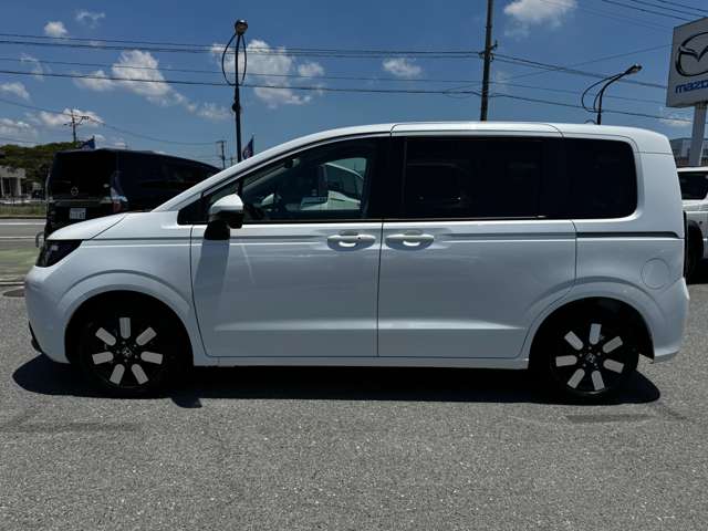 ホンダ フリード　ハイブリッド １．５ Ｅ：ＨＥＶ エアー ＥＸ R7年 (九州・沖縄) 99