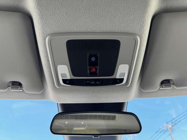 ホンダ フリード　ハイブリッド １．５ Ｅ：ＨＥＶ エアー ＥＸ R7年 (九州・沖縄) 99