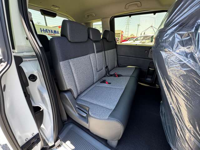 ホンダ フリード　ハイブリッド １．５ Ｅ：ＨＥＶ エアー ＥＸ R7年 (九州・沖縄) 99