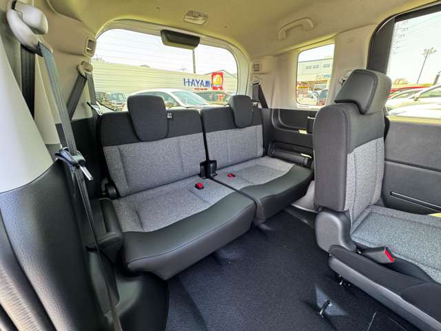 ホンダ フリード　ハイブリッド １．５ Ｅ：ＨＥＶ エアー ＥＸ R7年 (九州・沖縄) 99