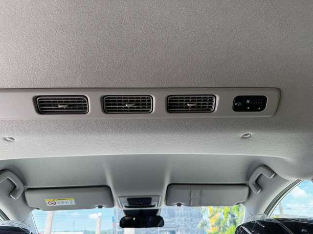 ホンダ フリード　ハイブリッド １．５ Ｅ：ＨＥＶ エアー ＥＸ R7年 (九州・沖縄) 99