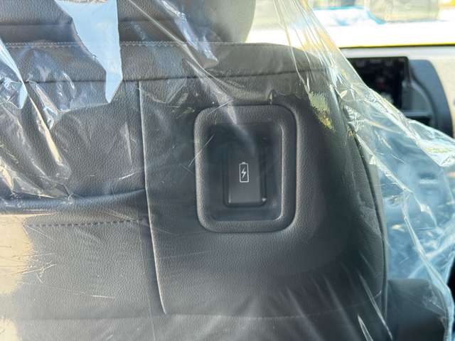 ホンダ フリード　ハイブリッド １．５ Ｅ：ＨＥＶ エアー ＥＸ R7年 (九州・沖縄) 99