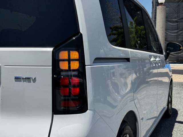 ホンダ フリード　ハイブリッド １．５ Ｅ：ＨＥＶ エアー ＥＸ R7年 (九州・沖縄) 99