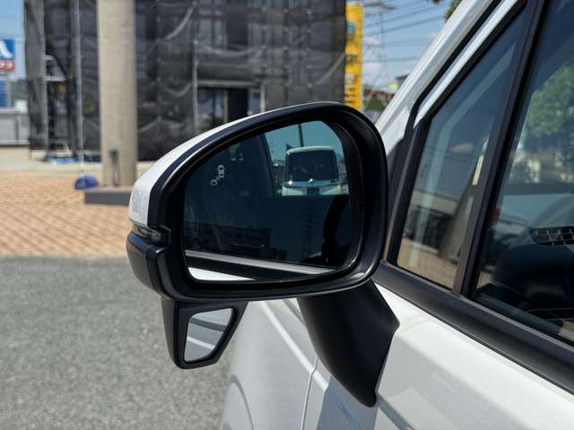 ホンダ フリード　ハイブリッド １．５ Ｅ：ＨＥＶ エアー ＥＸ R7年 (九州・沖縄) 99