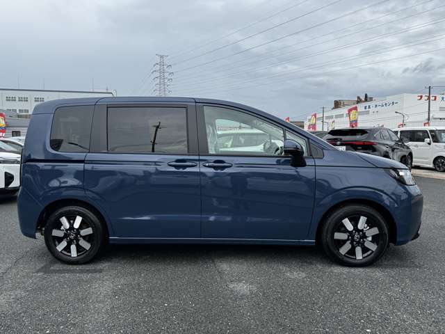 ホンダ フリード　ハイブリッド １．５ Ｅ：ＨＥＶ エアー ＥＸ R7年 (九州・沖縄) 99