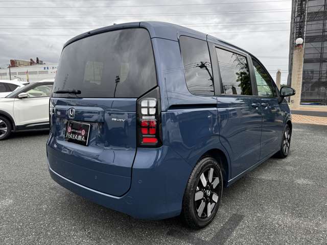 ホンダ フリード　ハイブリッド １．５ Ｅ：ＨＥＶ エアー ＥＸ R7年 (九州・沖縄) 99