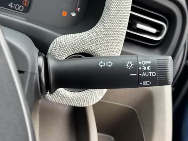 ホンダ フリード　ハイブリッド １．５ Ｅ：ＨＥＶ エアー ＥＸ R7年 (九州・沖縄) 99