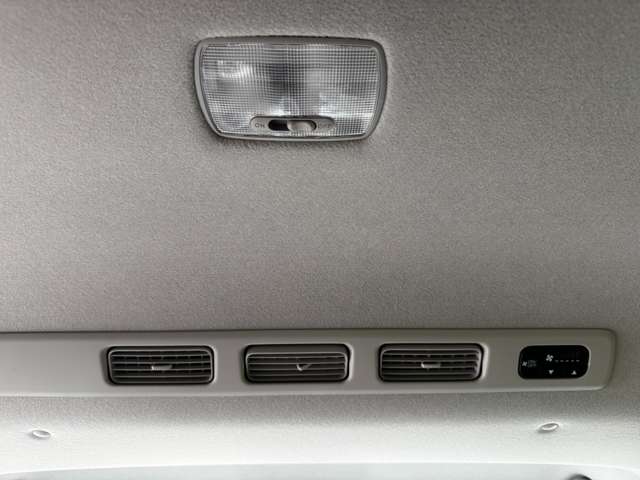 ホンダ フリード　ハイブリッド １．５ Ｅ：ＨＥＶ エアー ＥＸ R7年 (九州・沖縄) 99