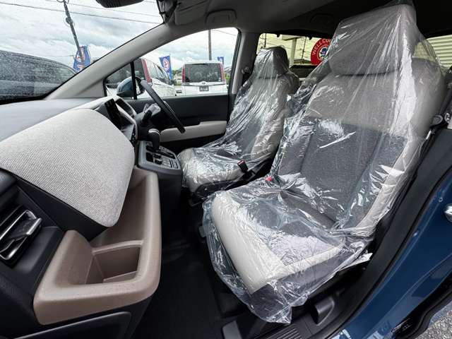 ホンダ フリード　ハイブリッド １．５ Ｅ：ＨＥＶ エアー ＥＸ R7年 (九州・沖縄) 99