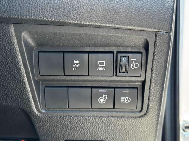 トヨタ ヤリスクロス　ハイブリッド １．５ ハイブリッド Ｚ アドベンチャー R7年 (九州・沖縄) 99