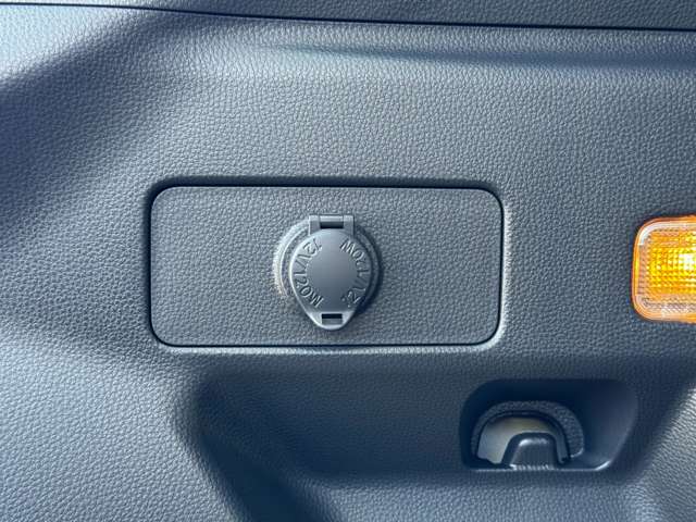 トヨタ ヤリスクロス　ハイブリッド １．５ ハイブリッド Ｚ アドベンチャー R7年 (九州・沖縄) 99