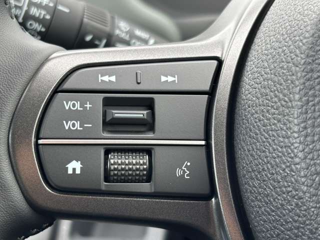 ホンダ フリード　ハイブリッド １．５ Ｅ：ＨＥＶ クロスター R7年 (九州・沖縄) 99