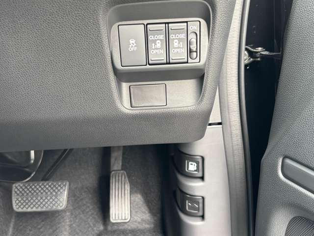 ホンダ フリード　ハイブリッド １．５ Ｅ：ＨＥＶ クロスター R7年 (九州・沖縄) 99