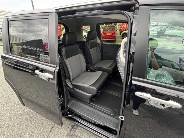 ホンダ フリード　ハイブリッド １．５ Ｅ：ＨＥＶ クロスター R7年 (九州・沖縄) 99