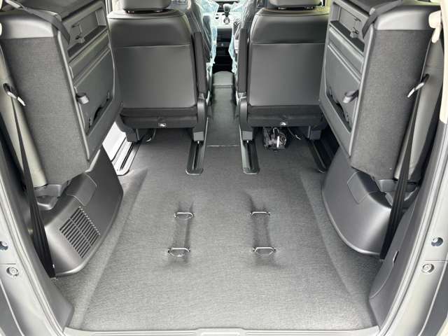 ホンダ フリード　ハイブリッド １．５ Ｅ：ＨＥＶ クロスター R7年 (九州・沖縄) 99