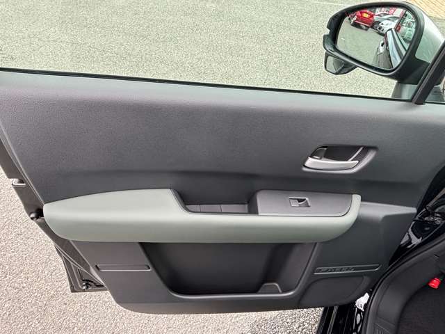 ホンダ フリード　ハイブリッド １．５ Ｅ：ＨＥＶ クロスター R7年 (九州・沖縄) 99