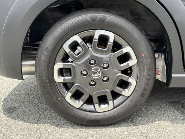 ホンダ フリード　ハイブリッド １．５ Ｅ：ＨＥＶ クロスター R7年 (九州・沖縄) 99