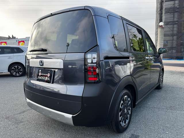 ホンダ フリード　ハイブリッド １．５ Ｅ：ＨＥＶ クロスター R7年 (九州・沖縄) 99