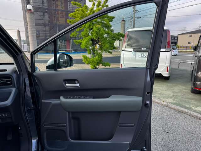 ホンダ フリード　ハイブリッド １．５ Ｅ：ＨＥＶ クロスター R7年 (九州・沖縄) 99