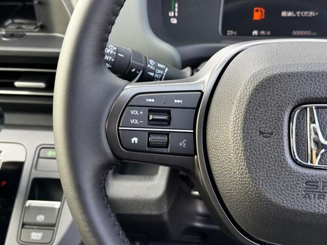 ホンダ フリード　ハイブリッド １．５ Ｅ：ＨＥＶ クロスター R7年 (九州・沖縄) 99