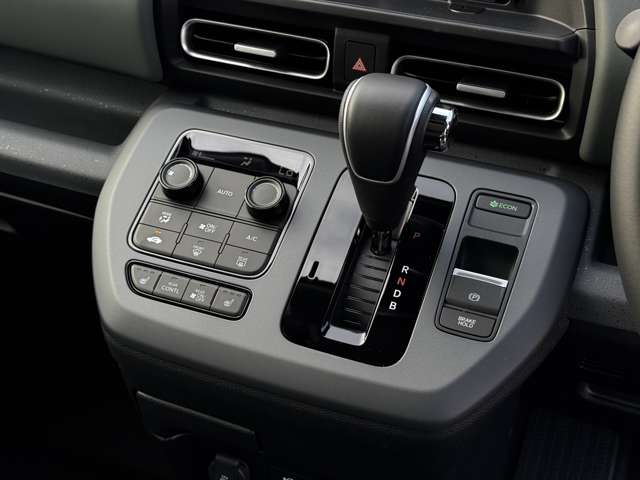 ホンダ フリード　ハイブリッド １．５ Ｅ：ＨＥＶ クロスター R7年 (九州・沖縄) 99