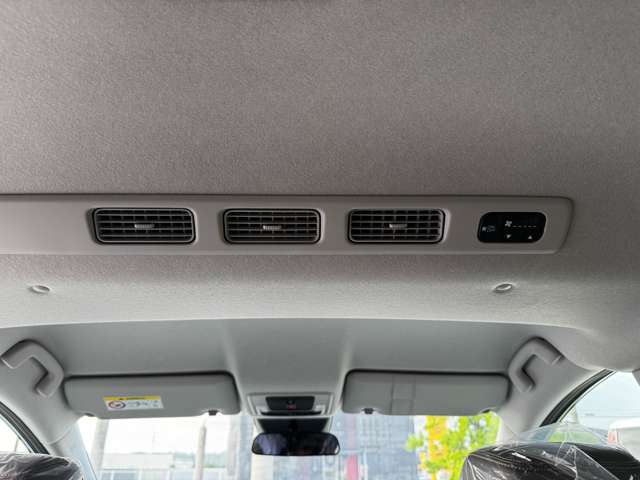 ホンダ フリード　ハイブリッド １．５ Ｅ：ＨＥＶ クロスター R7年 (九州・沖縄) 99