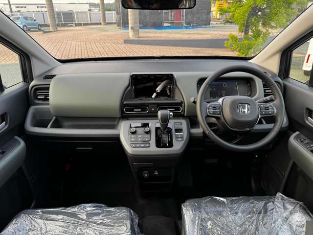 ホンダ フリード　ハイブリッド １．５ Ｅ：ＨＥＶ クロスター R7年 (九州・沖縄) 99