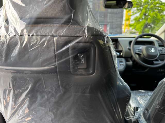 ホンダ フリード　ハイブリッド １．５ Ｅ：ＨＥＶ クロスター R7年 (九州・沖縄) 99