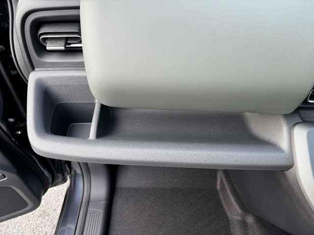 ホンダ フリード　ハイブリッド １．５ Ｅ：ＨＥＶ クロスター R7年 (九州・沖縄) 99