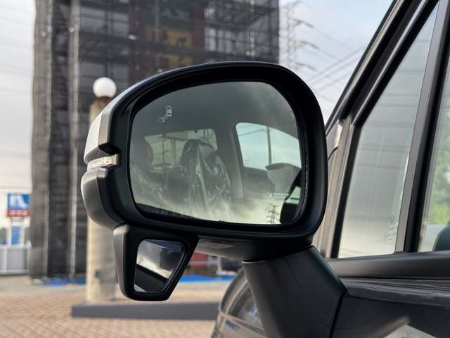 ホンダ フリード　ハイブリッド １．５ Ｅ：ＨＥＶ クロスター R7年 (九州・沖縄) 99