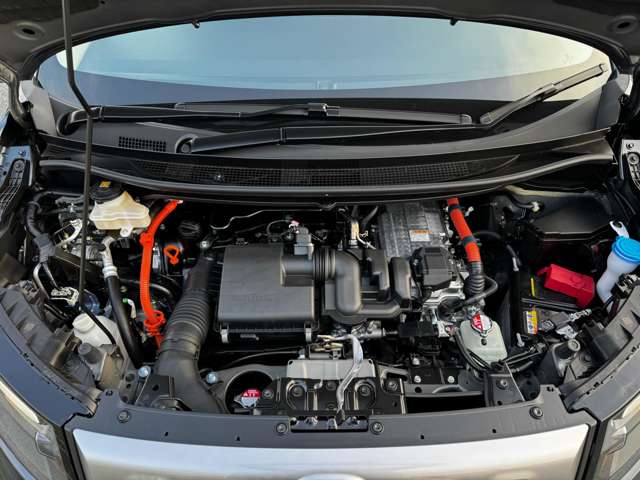 ホンダ フリード　ハイブリッド １．５ Ｅ：ＨＥＶ クロスター R7年 (九州・沖縄) 99