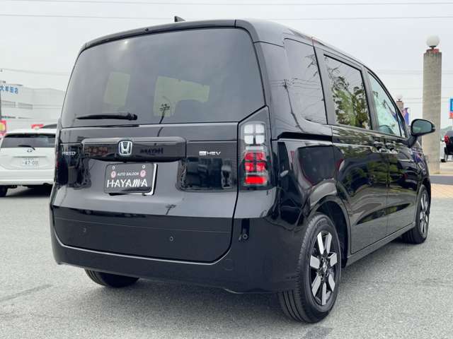 ホンダ フリード　ハイブリッド １．５ Ｅ：ＨＥＶ エアー ＥＸ R7年 (九州・沖縄) 99