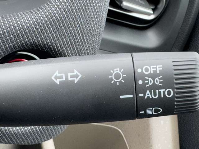 ホンダ フリード　ハイブリッド １．５ Ｅ：ＨＥＶ エアー ＥＸ R7年 (九州・沖縄) 99