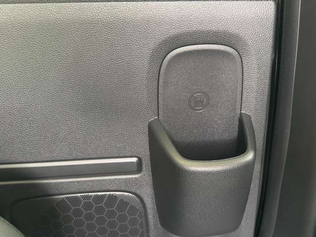 ホンダ フリード　ハイブリッド １．５ Ｅ：ＨＥＶ エアー ＥＸ R7年 (九州・沖縄) 99