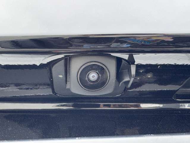 ホンダ フリード　ハイブリッド １．５ Ｅ：ＨＥＶ エアー ＥＸ R7年 (九州・沖縄) 99