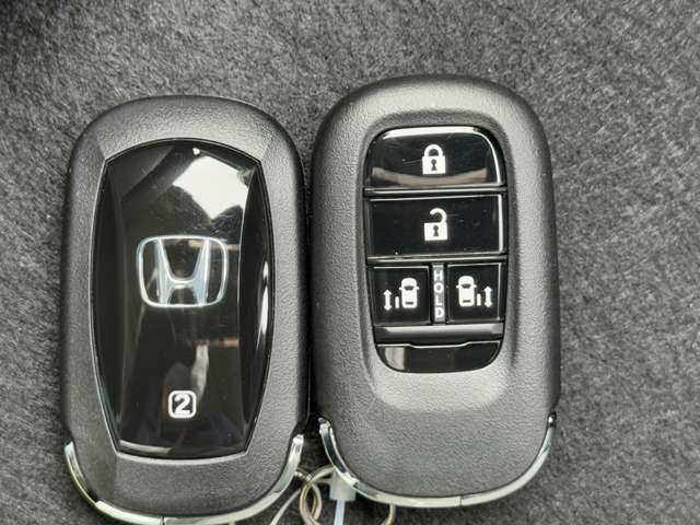 ホンダ フリード　ハイブリッド １．５ Ｅ：ＨＥＶ エアー ＥＸ R7年 (九州・沖縄) 99