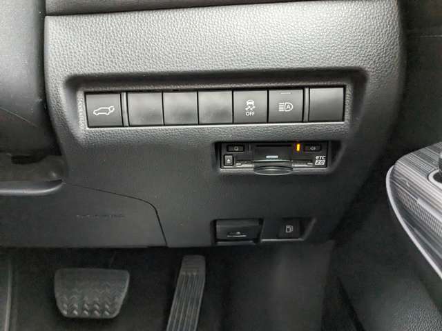 トヨタ ハリアー　ハイブリッド ２．５ ハイブリッド Ｇ R7年 (九州・沖縄) 99