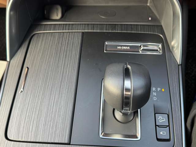 マツダ ＣＸ−６０ ３．３ ＸＤハイブリッド プレミアム スポーツ ディーゼルターボ ４ＷＤ R4年 (九州・沖縄) 99