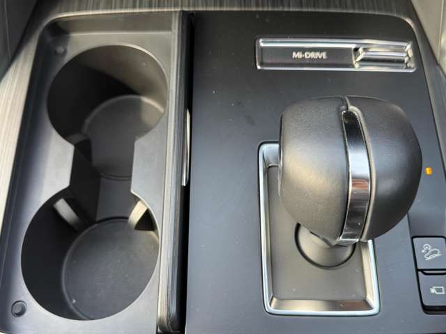 マツダ ＣＸ−６０ ３．３ ＸＤハイブリッド プレミアム スポーツ ディーゼルターボ ４ＷＤ R4年 (九州・沖縄) 99