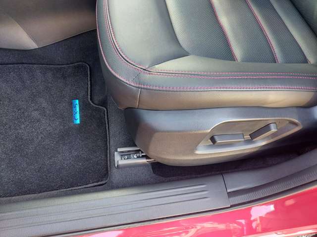 マツダ ＣＸ−５ ２．２ ＸＤ スポーツ アピアランス ディーゼルターボ R4年 (九州・沖縄) 99