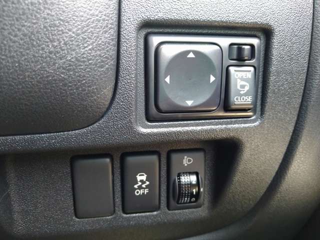 日産 マーチ １．２ Ｓ H30年 (九州・沖縄) 99