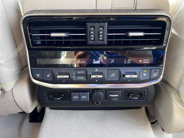 トヨタ ランドクルーザー ３．５ ＺＸ ４ＷＤ R5年 (九州・沖縄) 99