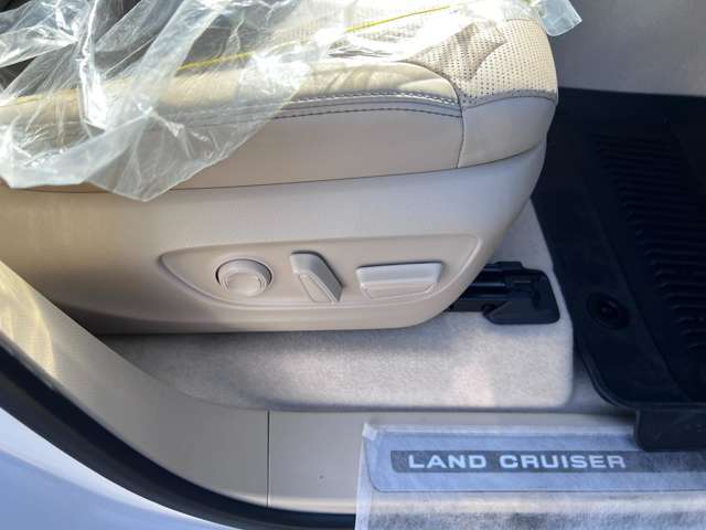 トヨタ ランドクルーザー ３．５ ＺＸ ４ＷＤ R5年 (九州・沖縄) 99
