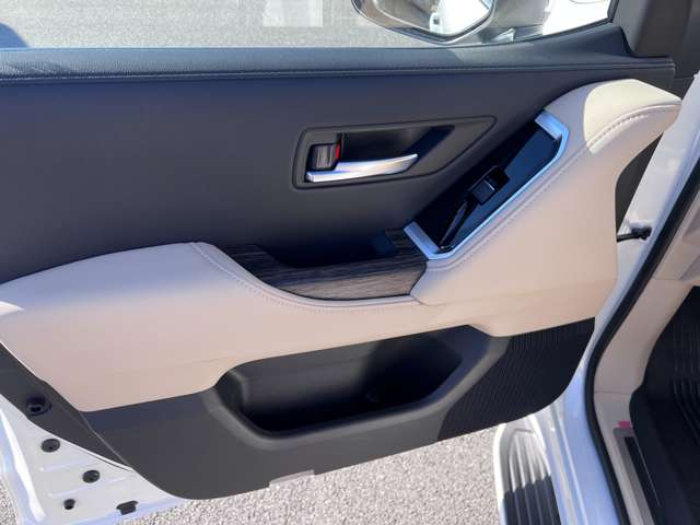 トヨタ ランドクルーザー ３．５ ＺＸ ４ＷＤ R5年 (九州・沖縄) 99