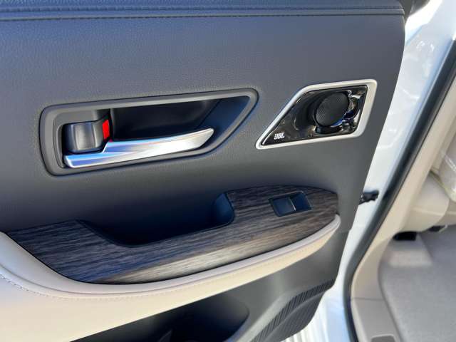 トヨタ ランドクルーザー ３．５ ＺＸ ４ＷＤ R5年 (九州・沖縄) 99