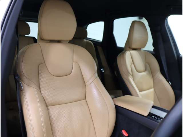 ボルボ ＸＣ６０ Ｄ４ ＡＷＤ インスクリプション ディーゼルターボ ４ＷＤ H30年 (近畿) 99