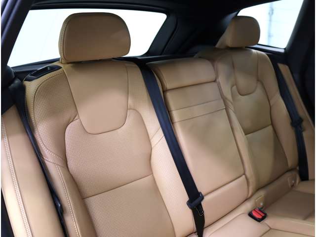 ボルボ ＸＣ６０ Ｄ４ ＡＷＤ インスクリプション ディーゼルターボ ４ＷＤ H30年 (近畿) 99