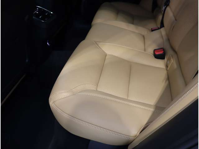 ボルボ ＸＣ６０ Ｄ４ ＡＷＤ インスクリプション ディーゼルターボ ４ＷＤ H30年 (近畿) 99