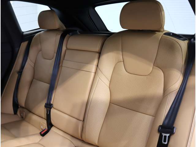 ボルボ ＸＣ６０ Ｄ４ ＡＷＤ インスクリプション ディーゼルターボ ４ＷＤ H30年 (近畿) 99